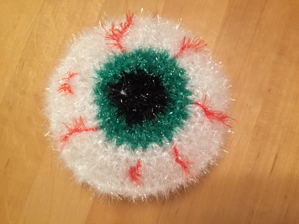 Halloween eye sponge - crochet pattern