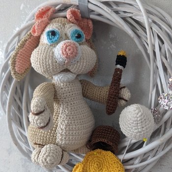 Noch nicht ganz fertig, aber Ostern ist ja zum Glück jedes Jahr 😀
Wie immer eine traumhafte Anleitung .