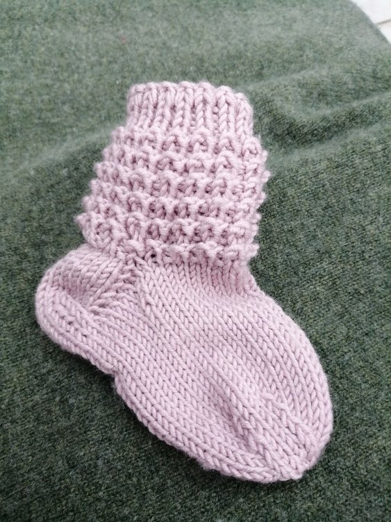 Strickanleitung Baby-Söckchen, Babysocken, Sohlenlänge ca. 10 cm