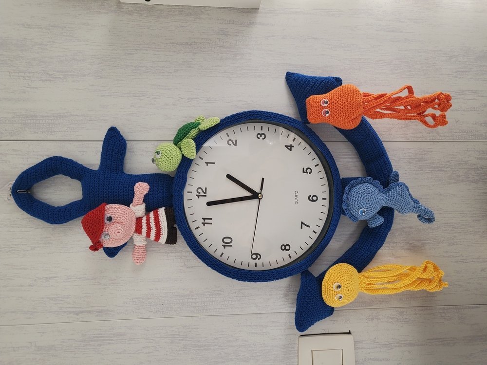 Yazzie´s Wanduhren: EDITION &quot;Käpt´n Clock&quot; XXL mit Meerestieren