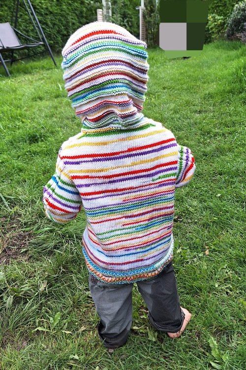 Strickanleitungen _ Kapuzenjacke - Junior