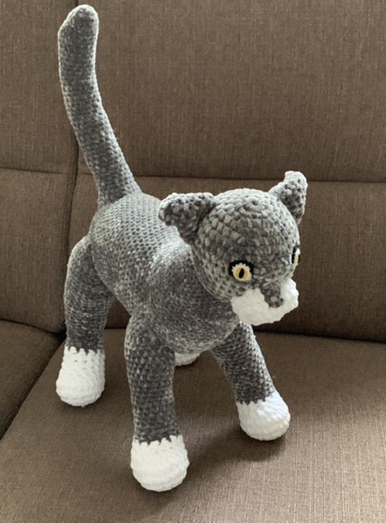 realistic cat - crochet pattern by NiggyArts