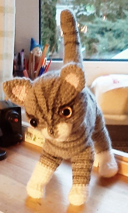 realistic cat - crochet pattern by NiggyArts