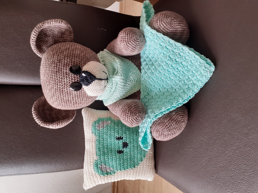 Teddy „Komm kuscheln!“ - Häkelanleitung