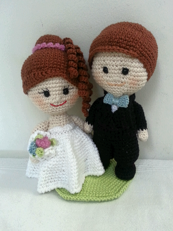  Häkelanleitung Brautpaar Braut Bräutigam Wellenkleid amigurumi 