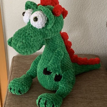 Die Anleitung ist prima, danke dafür.  Den Dino habe ich für ein kleines Mädchen als Geschenk gehäkelt, die Kinderaugen haben geleuchtet 😊👍Was will man mehr!