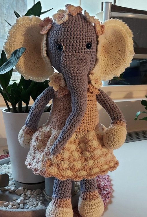 Miss Ella - Häkelanleitung Elefant