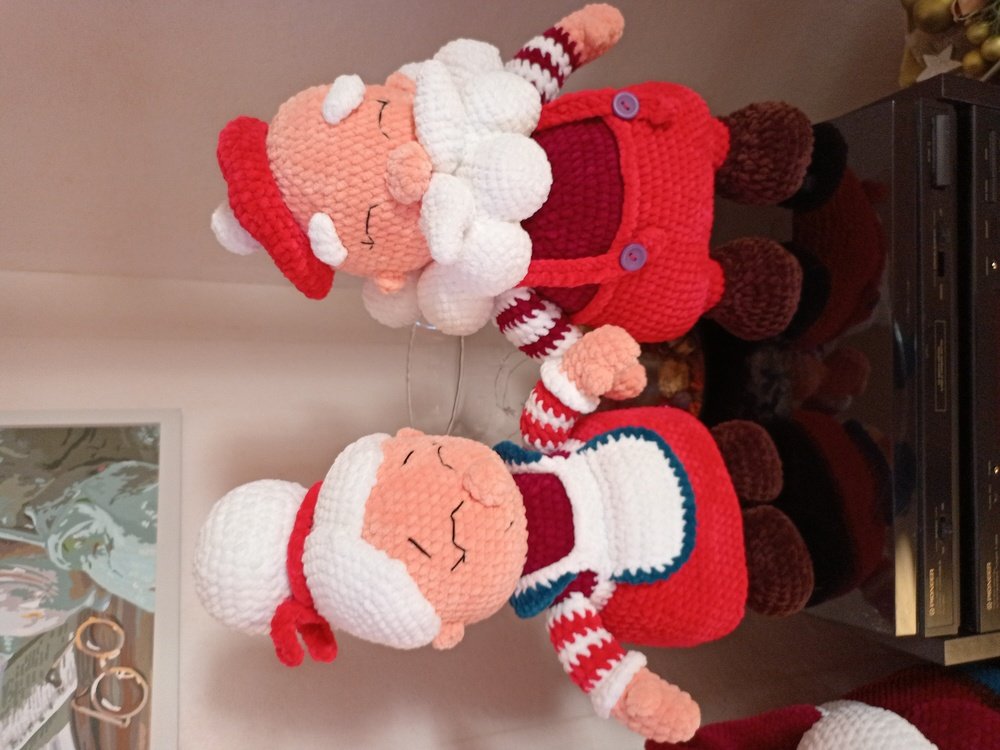 Santa Claus and Mrs.Claus Amigurumi Crochet Pattern