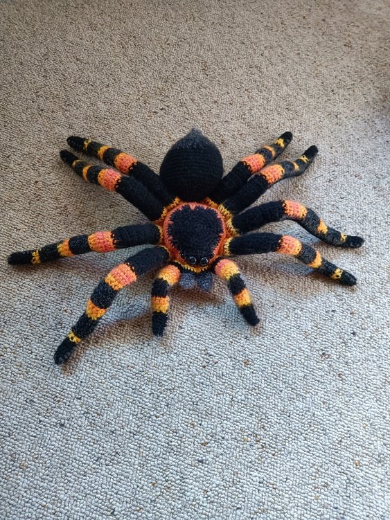 Gehäkelte  Vogelspinne . Spinne Häkeln. Häkelanleitung amigurumi.