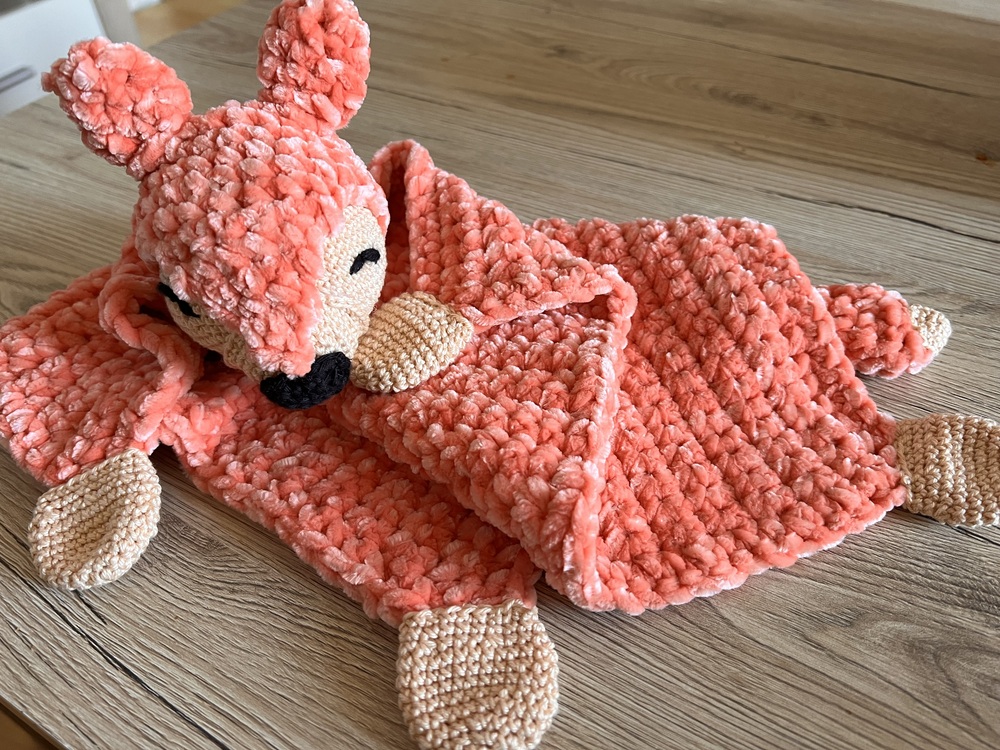 Crochet Pattern - Comforter Fox (Cuddly Fox)