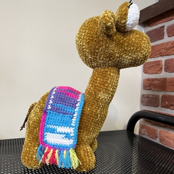 A really enjoyable pattern to make. I decided my camel needed a blanket rather than a bow - hope you approve!