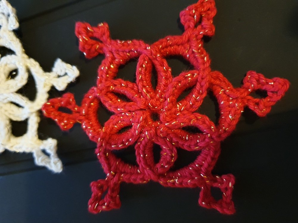 Snowflakes &quot;Lorelei&quot; - Crochet patterns for two variants