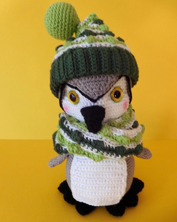 Crochet Pattern &quot; Happy Freddy&quot; the Penguin