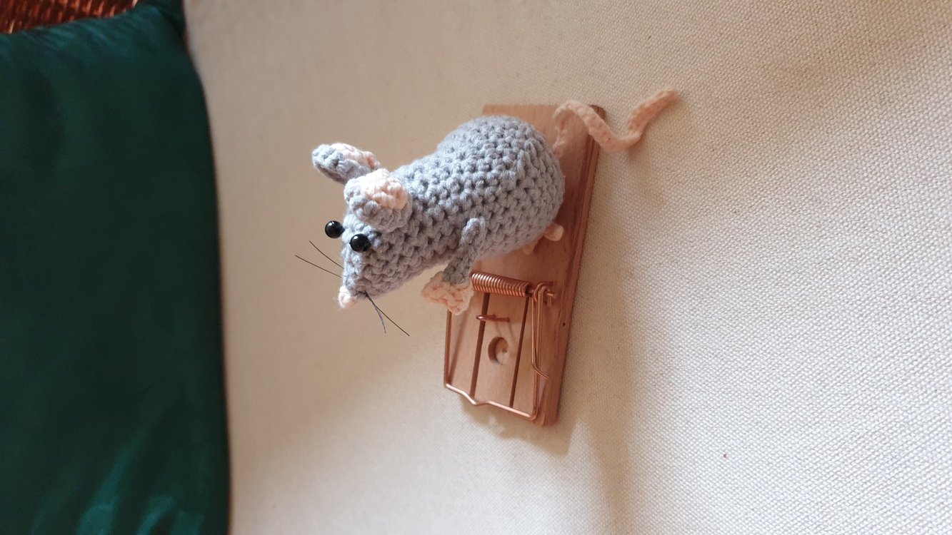 Small Mouse. Crochet pattern