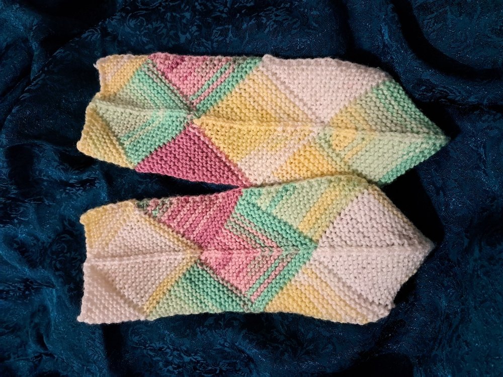 Patchwork Handstulpen/Armstulpen &quot;in one piece&quot; - Strickanleitung