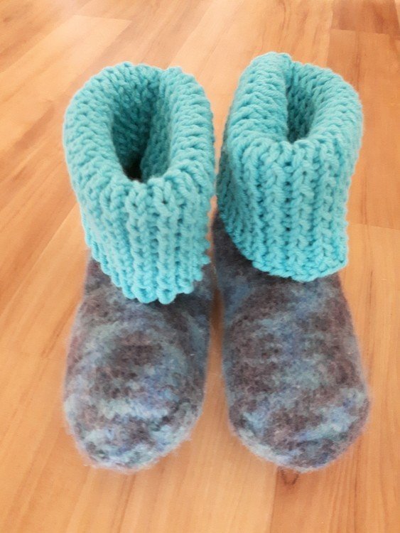 Felt boots / slippers with turtleneck - all sizes