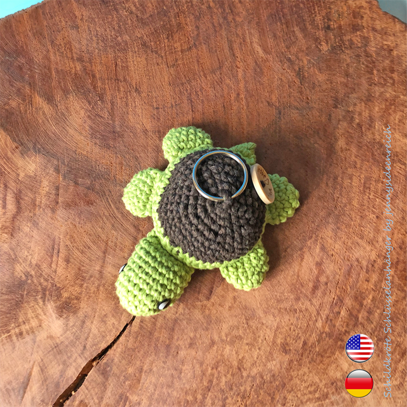 turtle-keychains-crochet-pattern-amigurumi-by-jennysideenreich