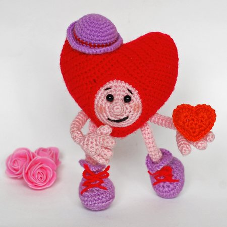 Crochet heart tote for Valentine's Day ♡ #greenscreenvideo #crochet #