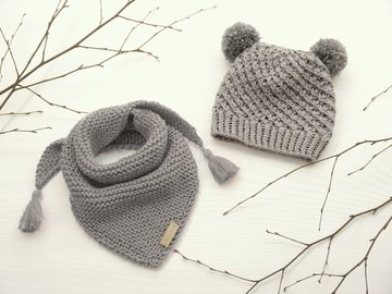 Pixie buy hat and XXL Triangular Scarf Set