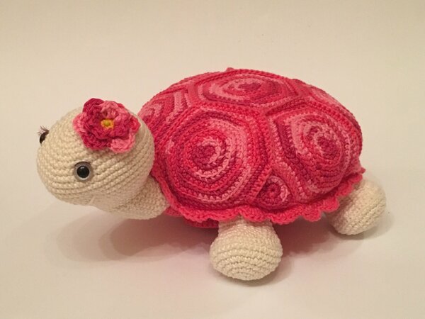 Ravelry: Tiny turtle pattern by Nadia Iukhlina