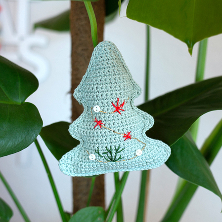 Hopscotch Keychain – A Free Crochet Pattern - Pine Tree Crochet