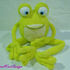 Frankie the frog amigurumi knitting pattern