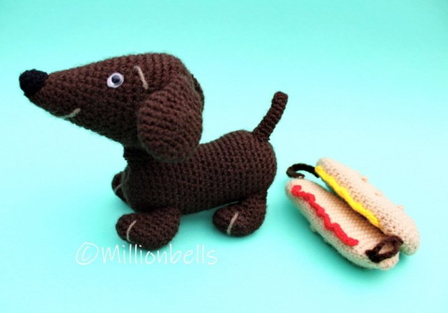 How to Crochet a Hot Dog Keychain or Ornament ~ Tutorial 