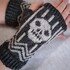 Strickanleitung Handstulpen "Skull" für Kinder