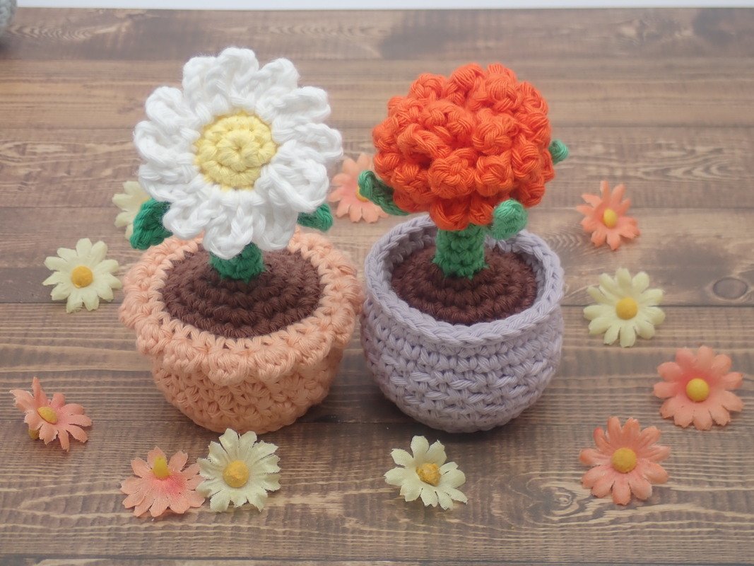 Daisy & Marigold in a Flower Pot PDF Crochet Pattern Photos and pictures