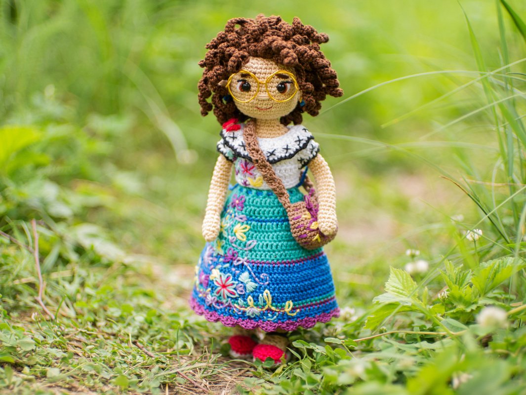 mirabel doll smyths