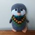 Kuschelpinguin Pinguin Charlie mit Half Granny Tuch  ca. 20 cm hoch