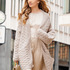 Beige Jacke mit Zopfmuster