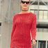 Roter Pullover mit Ajourrippen-Muster