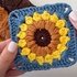 Crochet sunflower granny square pattern motif for beginners