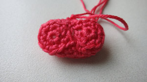 Blog content image for 'Crochet pig with collar'