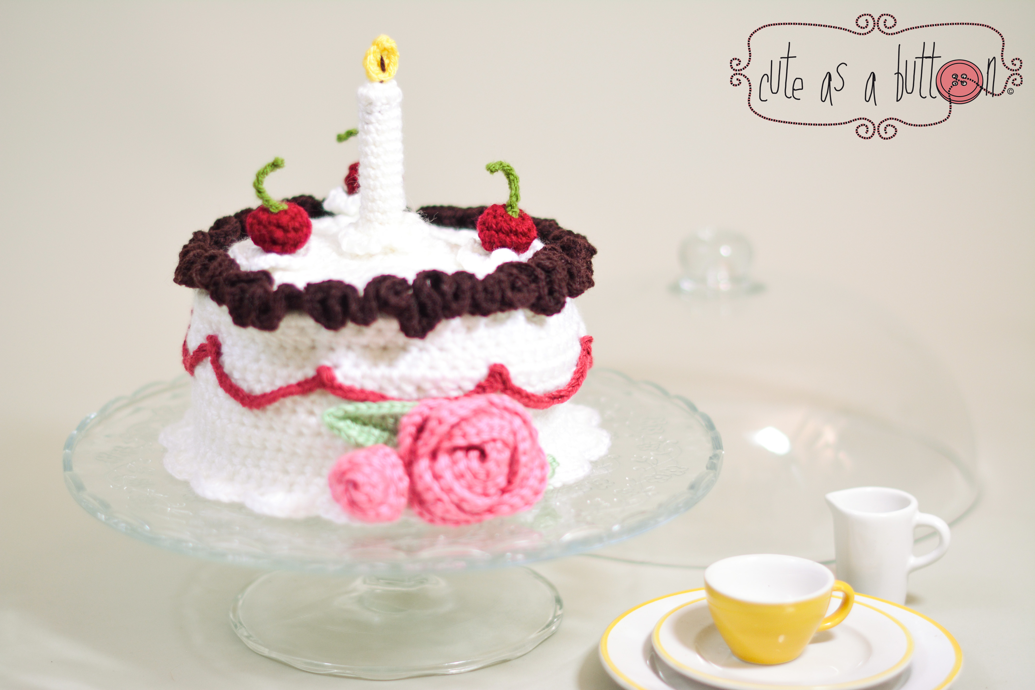 Geburtstagskarte häkeln: Torte + Anhänger ❤ »