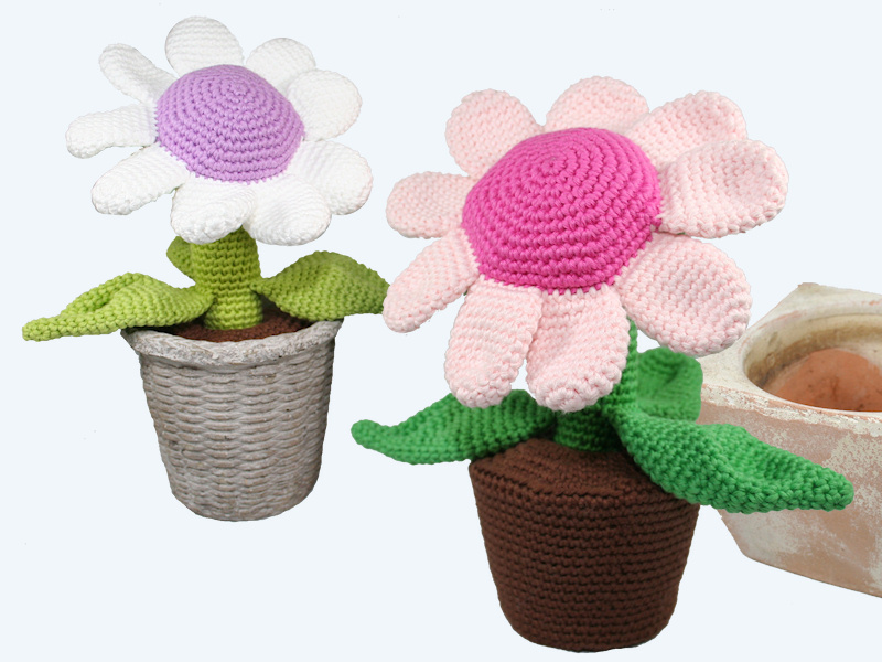Lily's Lyric Flower Crochet Kit | Tulip Flowerpot | Step-by-Step Video  Tutorial for Adults Teenagers | DIY Home Decoration Craft Gift Idea Pink