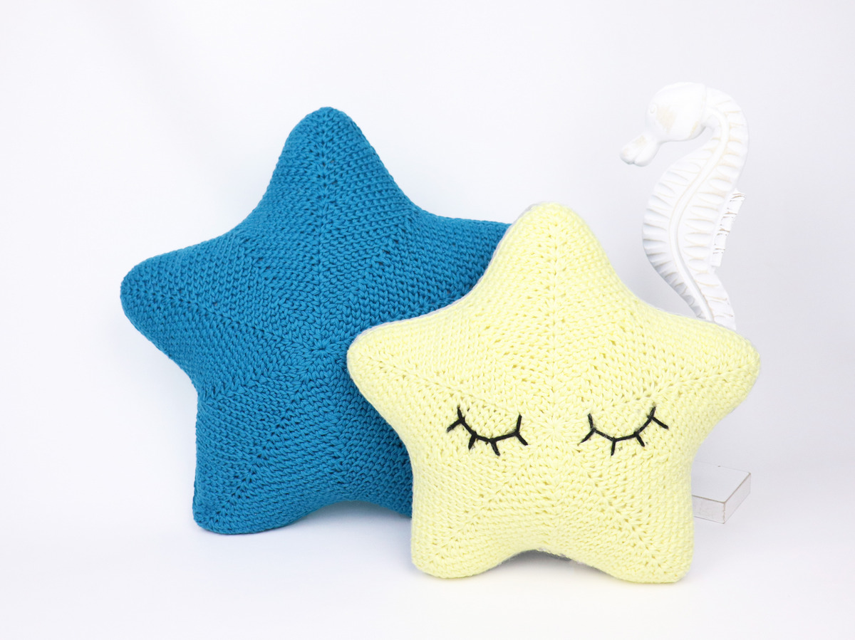 Two pillows (music box) Lucky star PDF + videos (2 Sizes, knitted look)