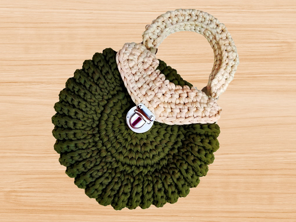 Crochet Pattern Round Bag with Raffia Graphic by A.more.nushka · Creative  Fabrica
