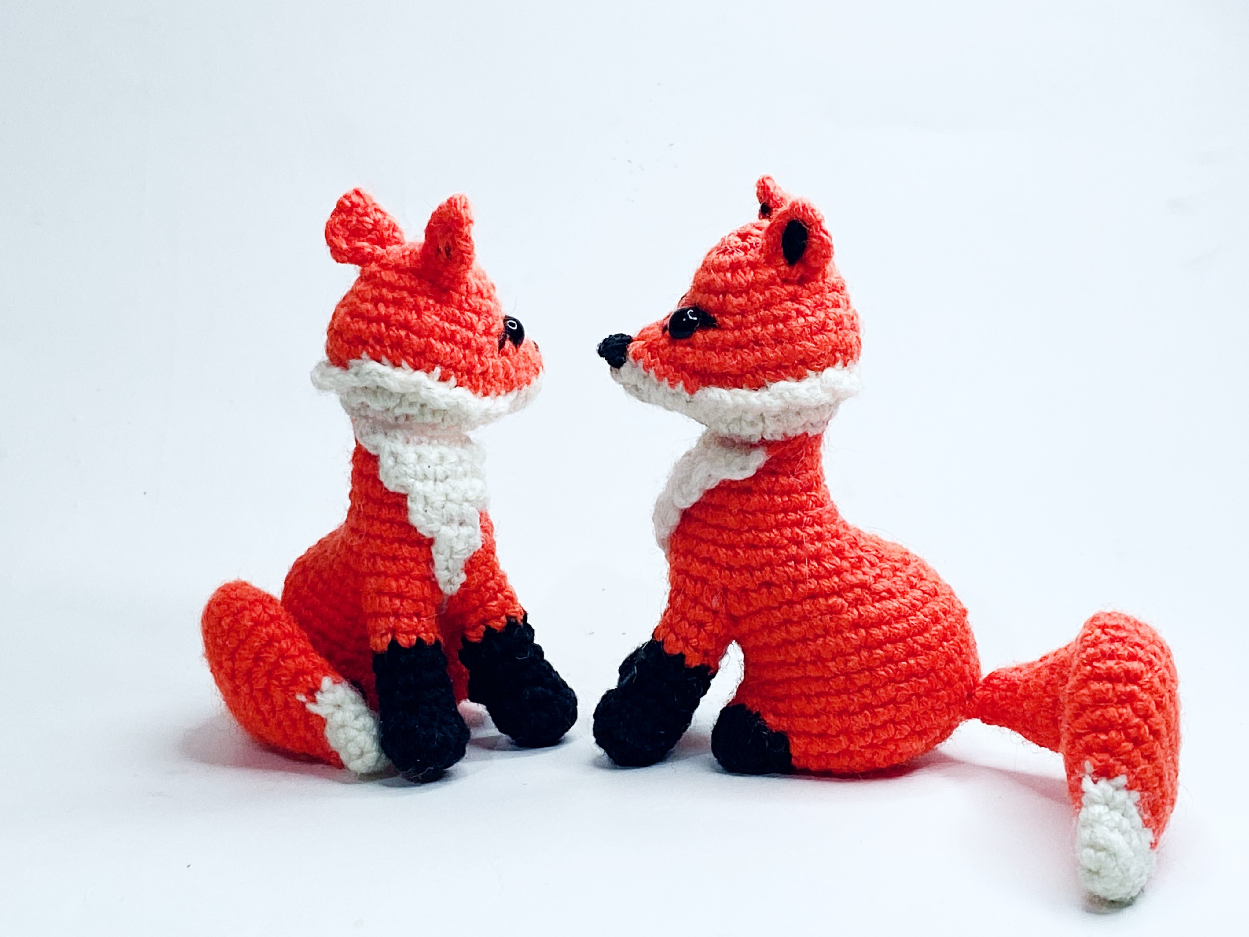 Foxes. Crochet pattern